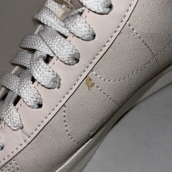 Nike youth hi-tops - Picture 2 of 9